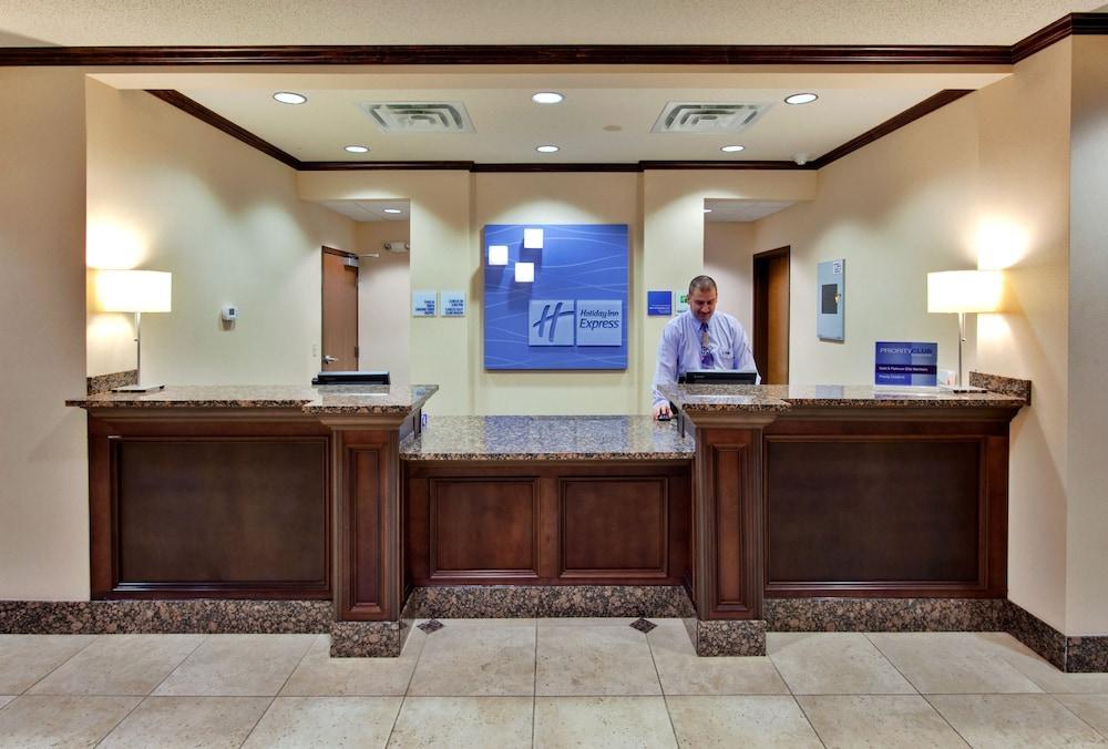 Holiday Inn Express & Suites Detroit - Novi By Ihg Dış mekan fotoğraf