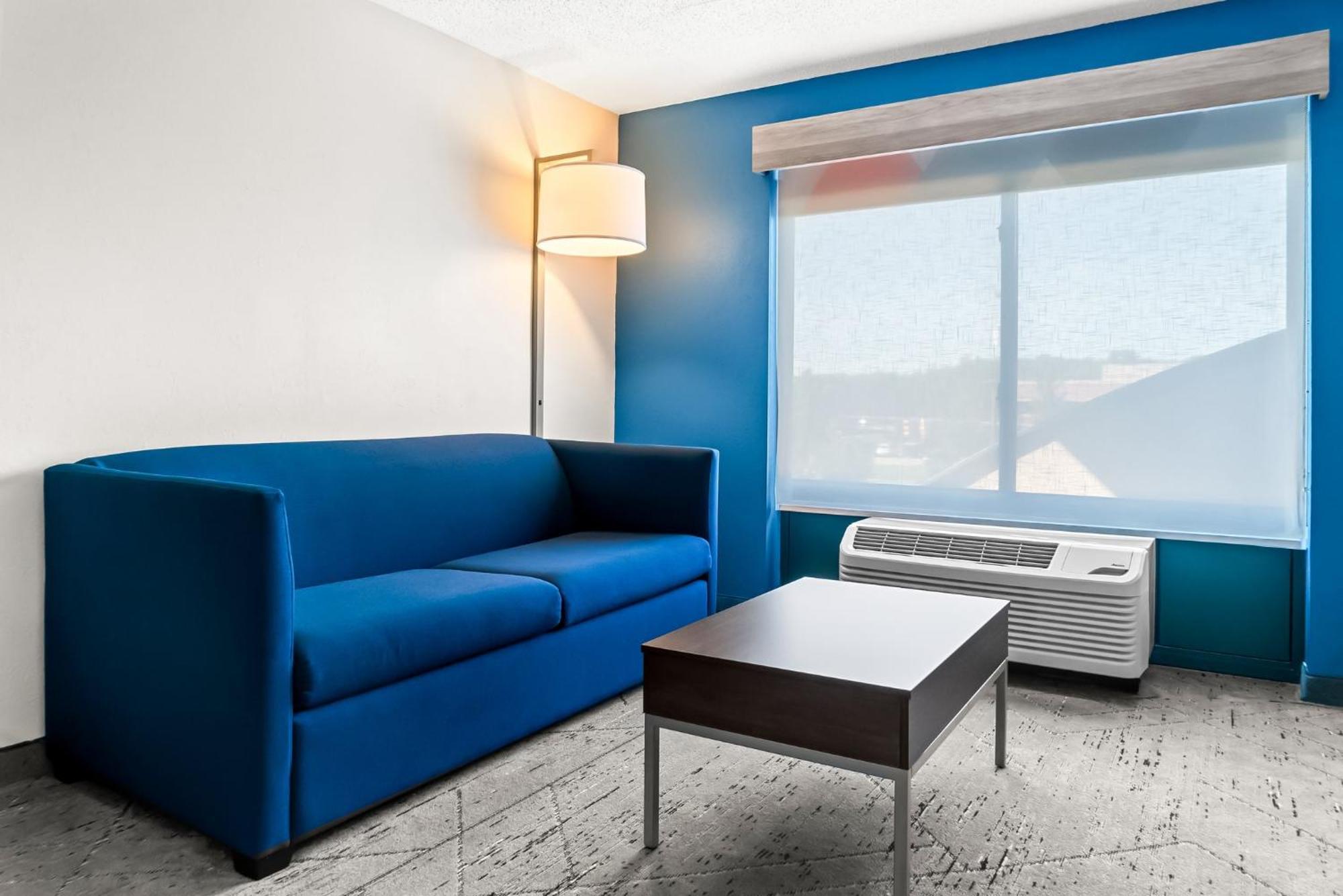 Holiday Inn Express & Suites Detroit - Novi By Ihg Dış mekan fotoğraf