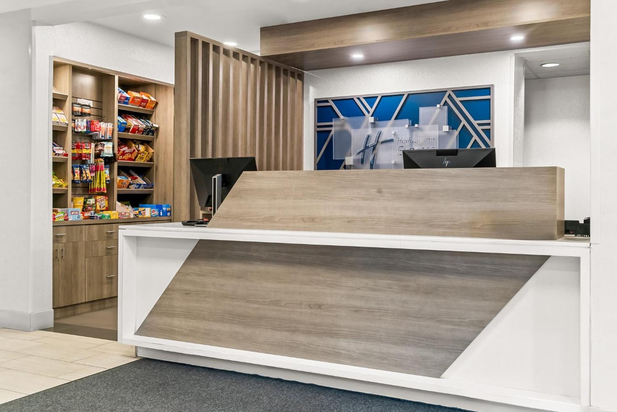 Holiday Inn Express & Suites Detroit - Novi By Ihg Dış mekan fotoğraf