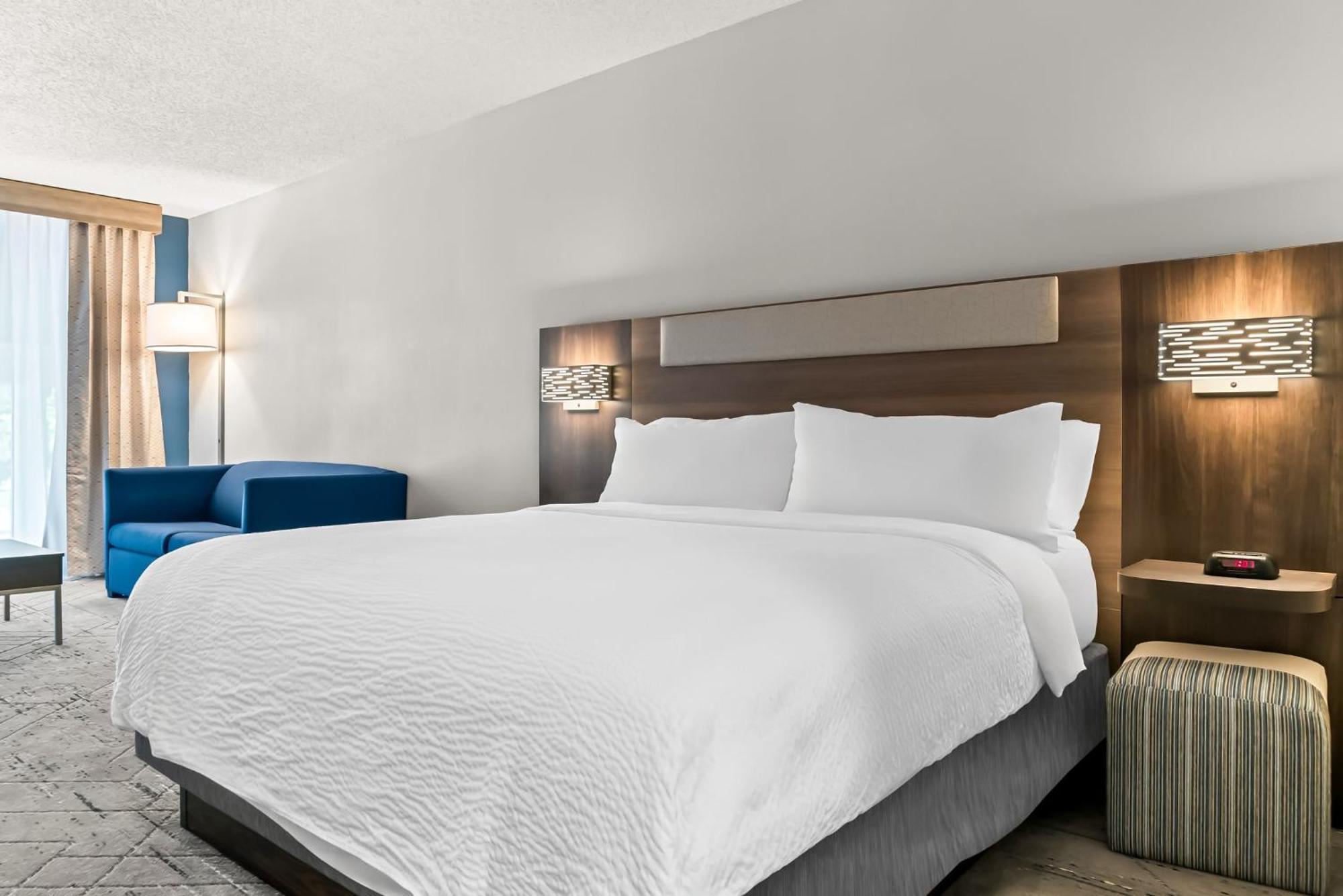 Holiday Inn Express & Suites Detroit - Novi By Ihg Dış mekan fotoğraf