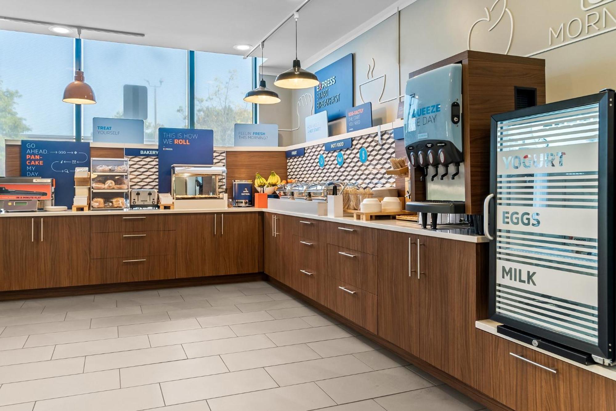 Holiday Inn Express & Suites Detroit - Novi By Ihg Dış mekan fotoğraf